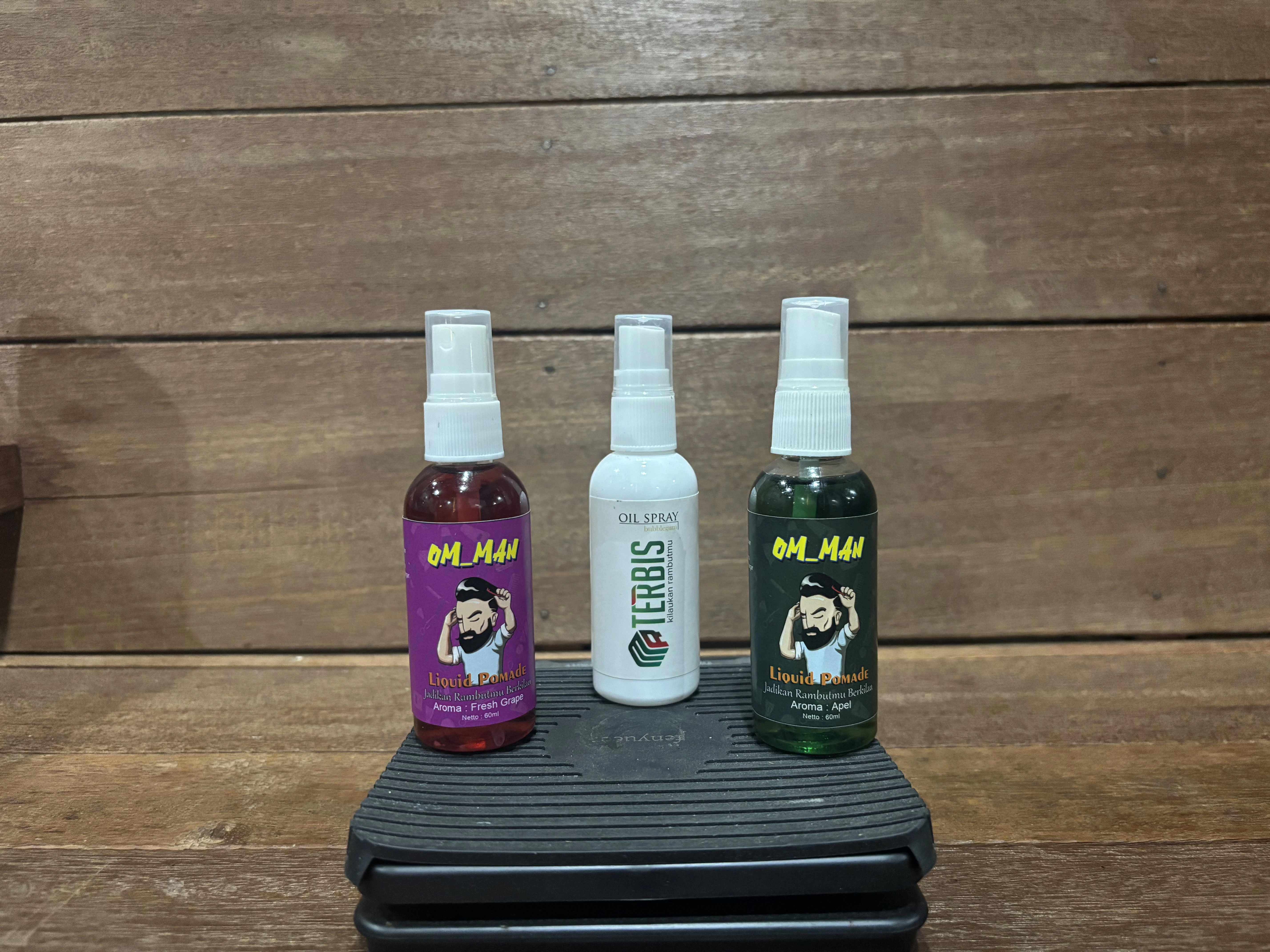 Premium pomade spray bottle